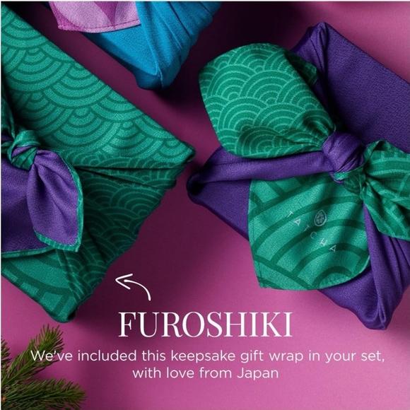 Tatcha Satin Furoshiki Vloth - Picture 3 of 3